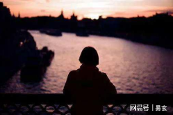 减少一个孤独一人打一字,告别独战江湖的孤独之旅
